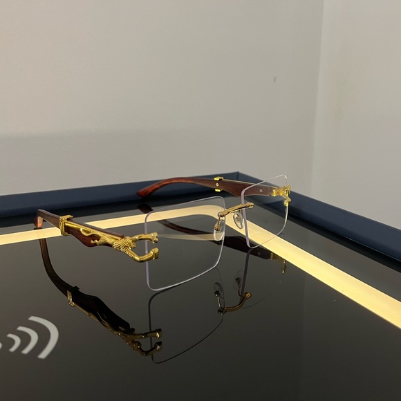 Sunglasses - Picture 2 of 3